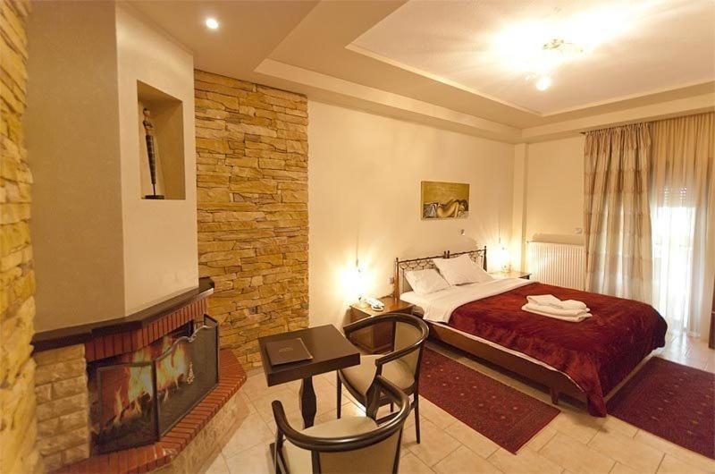 Nostos Hotel Káto Loutrákion Habitación foto