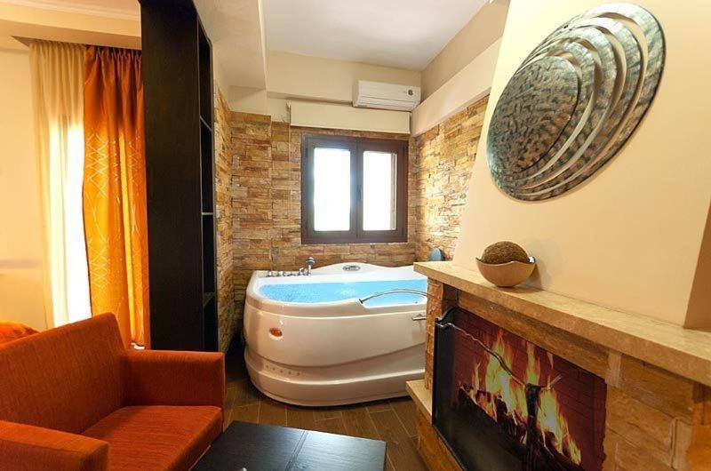 Nostos Hotel Káto Loutrákion Habitación foto