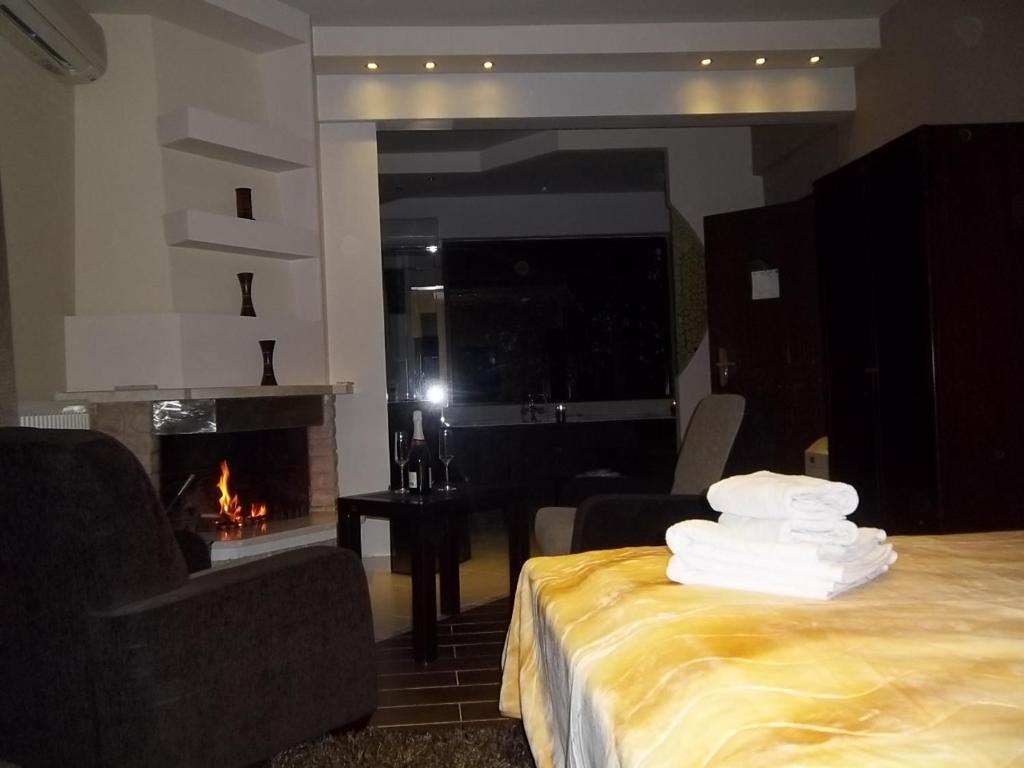 Nostos Hotel Káto Loutrákion Habitación foto