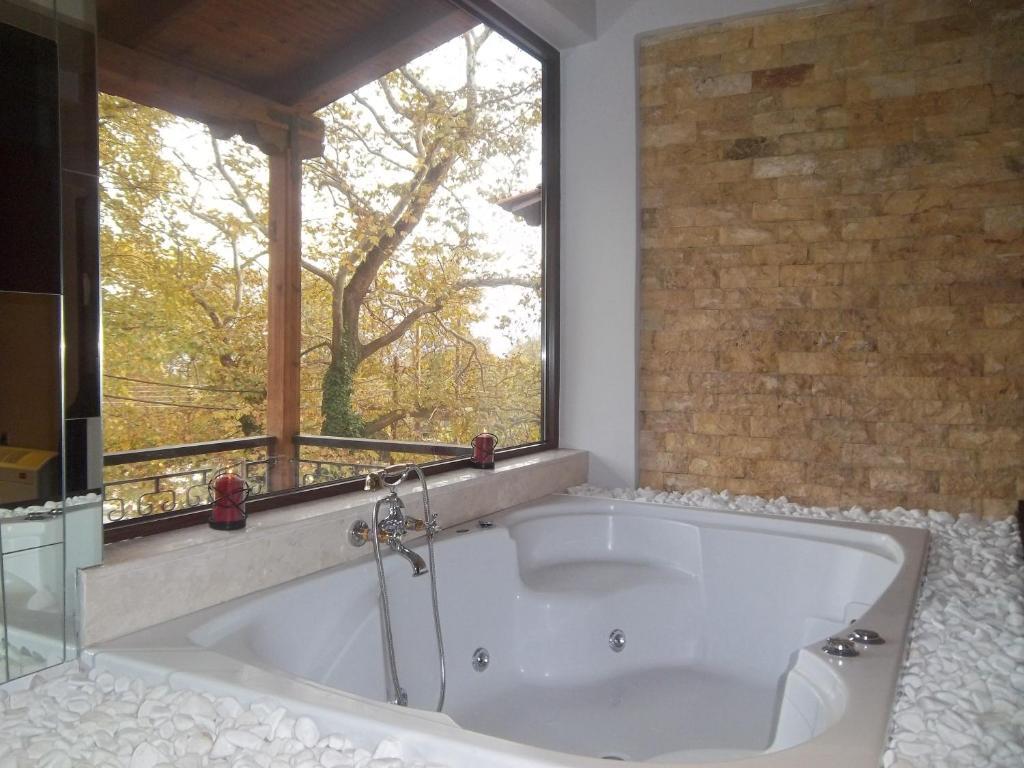 Nostos Hotel Káto Loutrákion Habitación foto